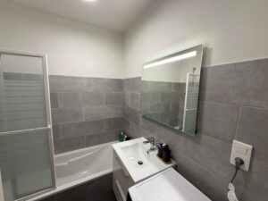 APPARTEMENT CLIMATISE RENOVE – T3 AVEC BALCON