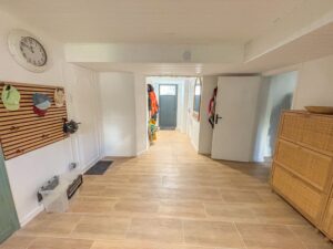 EXCLUSIVITÉ – MAISON DE VILLE ENTIEREMENT RÉNOVÉE