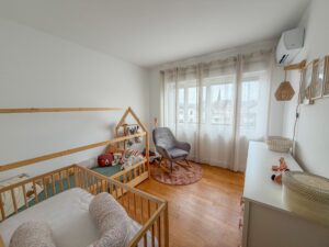 EXCLUSIVITÉ – MAISON DE VILLE ENTIEREMENT RÉNOVÉE