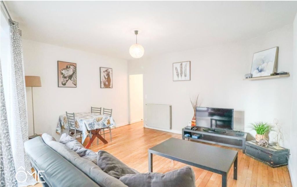 Appartement entièrement rénové à louer