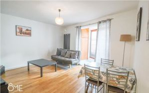 Appartement entièrement rénové à louer