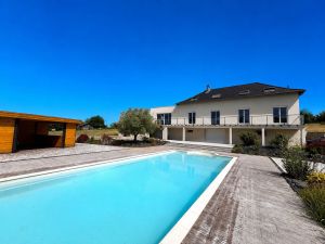 Maison à vendre – Sainte-Féréole – 7 pièces