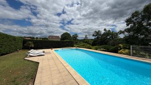 PROPRIETE – 5 CHAMBRES